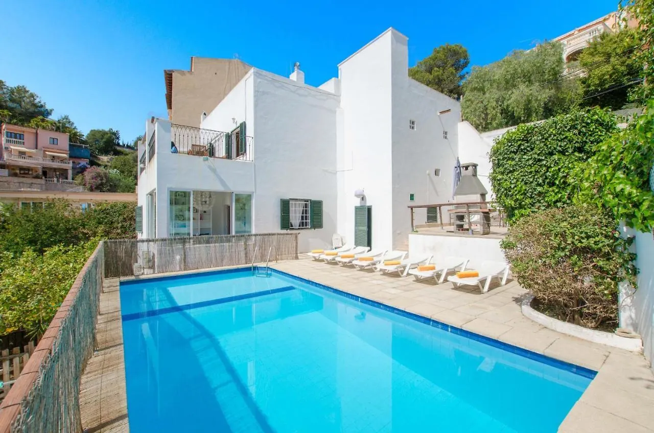 Yourhouse Ca Na Salera Villa location